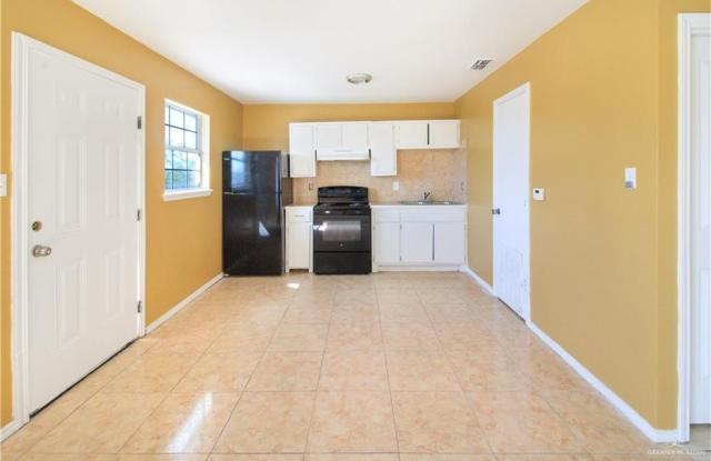 1309 W Saint Francis Avenue W Gallery 2