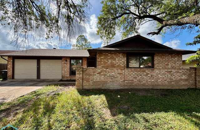 Modern Comfort meets Serene Living - A Stunning 4-bedroom, 2-bath Residential Oasis! photos photos