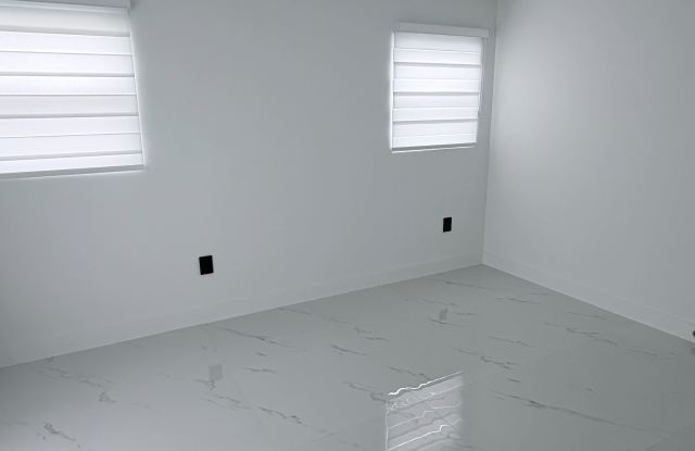 20725 Sw 105th Ave Gallery 3