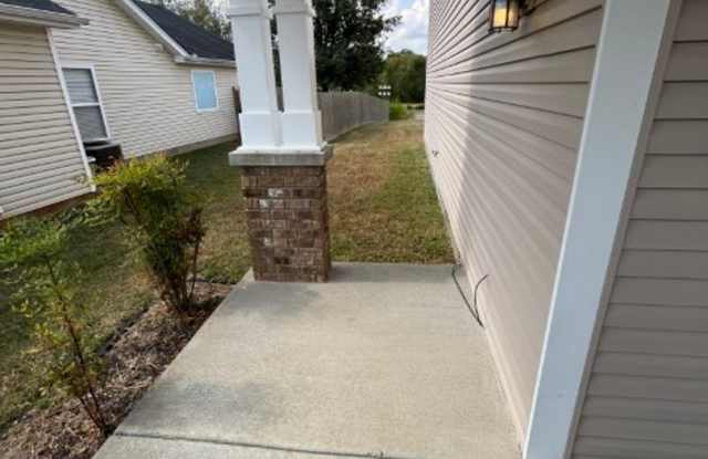 3BR in Donelson Neighborhood Gallery 4