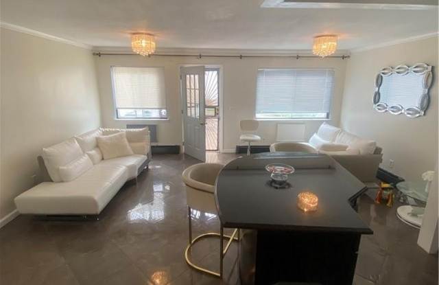 123 WhitePlains Road photos photos