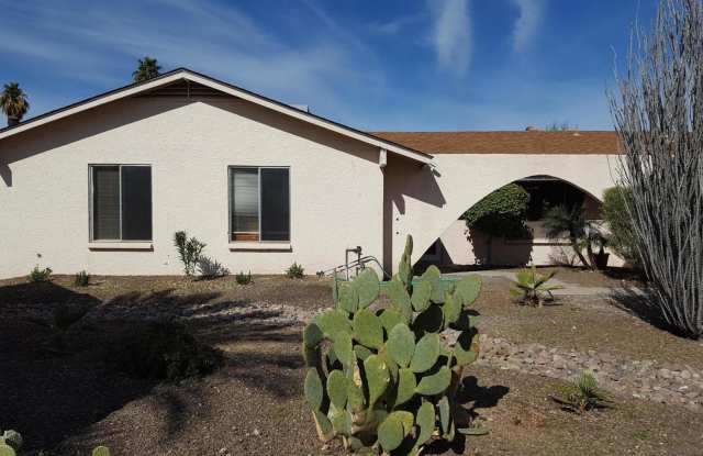 4028 W Angela Drive - 4028 West Angela Drive, Phoenix, AZ 85308