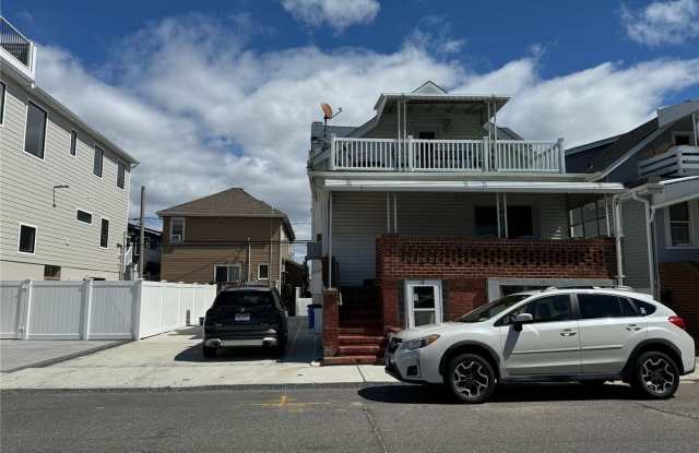 32 Illinois - 32 Illinois Avenue, Long Beach, NY 11561