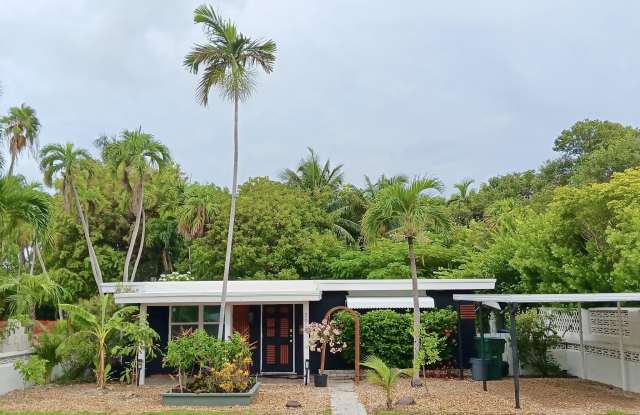 3817 Flagler Avenue photos photos