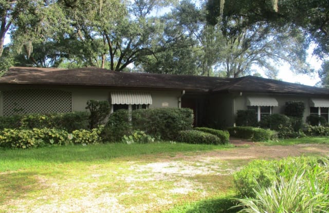 802 Bannockburn - 802 Bannockburn Ave, Temple Terrace, FL 33617