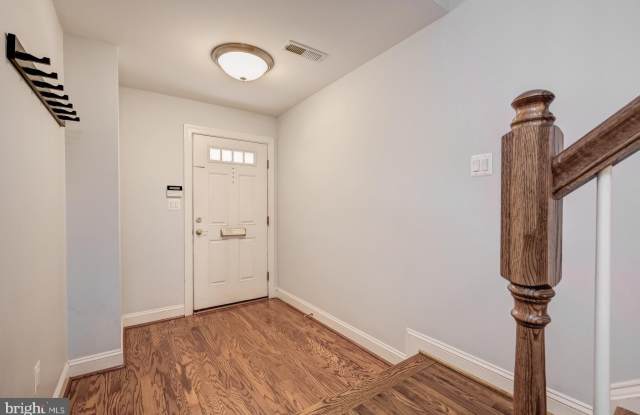 1224 HARBOR ISLAND WALK Gallery 3