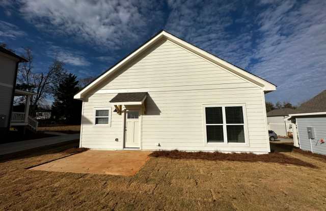 PRE-LEASING AUGUST 10TH 2027! Gallery 3