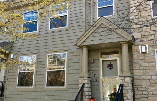 11276 Preswick Blvd - 11276 Preswick Blvd, Eden Prairie, MN 55344