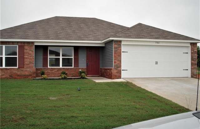 704  NW 70th  AVE photos photos