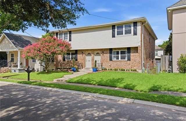 6182 MILNE Boulevard Gallery 1