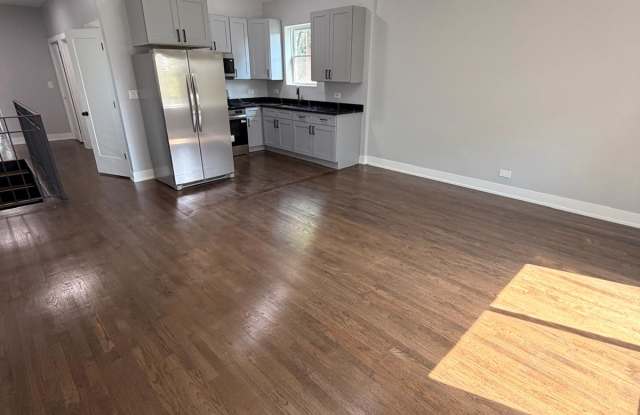2906 West Flournoy Street - 3 Gallery 4