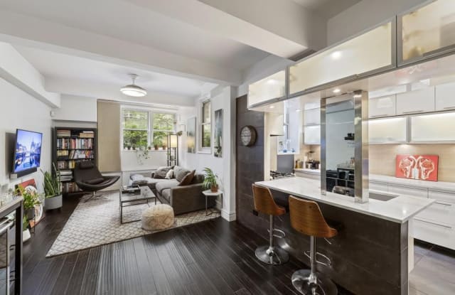 320 E 35th Street - 320 East 35th Street, New York City, NY 10016