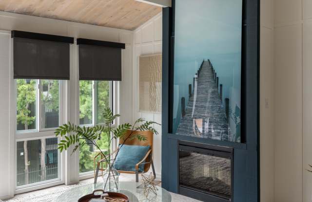 South Shore Gallery 3