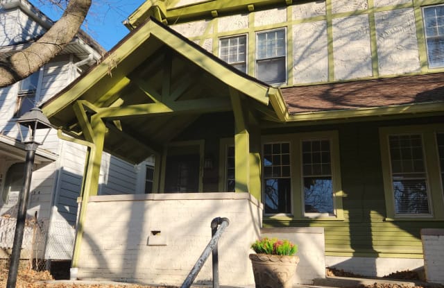 2041 North Talbott Street photos photos