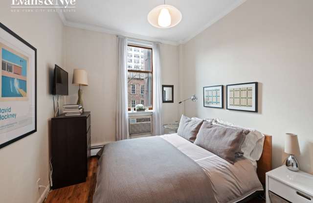 358 West 23rd Street Gallery 3