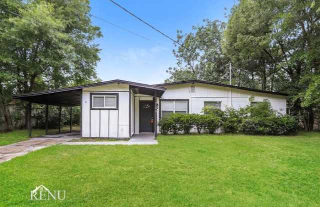 2146 Burpee Drive photos photos