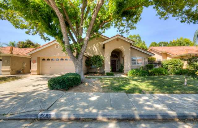 5582 W. Wathen photos photos