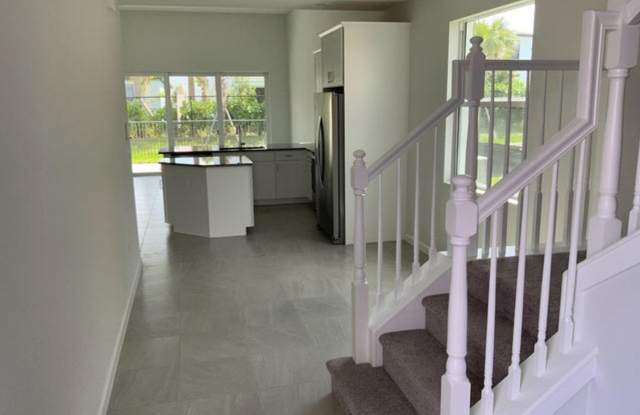16340 OAKVIEW Drive, The Acreage, FL 33470 Gallery 3