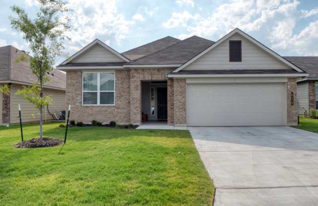 618 Fallbrook Drive photos photos