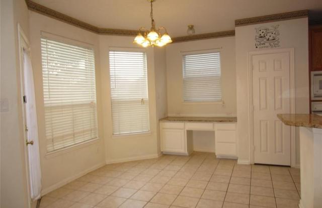 8213 Spring Valley Lane Gallery 4