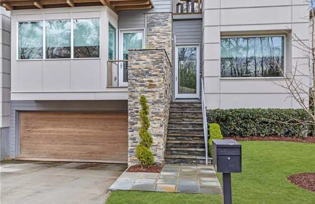 2496 Oostanaula Drive NE Gallery 4