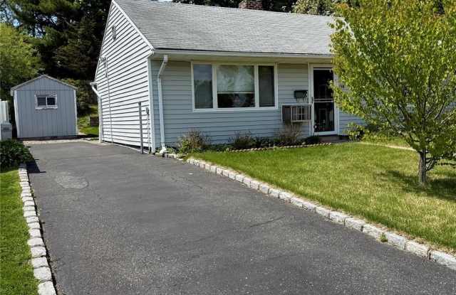 16 Greenway Circle Gallery 2