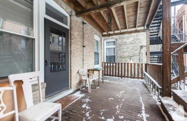 916 WEST ADDISON STREET Gallery 4