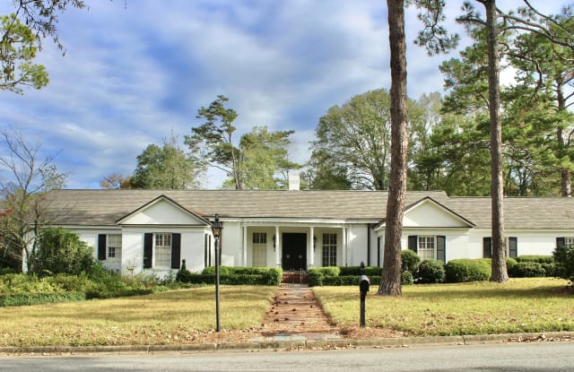 2600 East Doublegate Drive - 2600 East Doublegate Drive, Albany, GA 31721