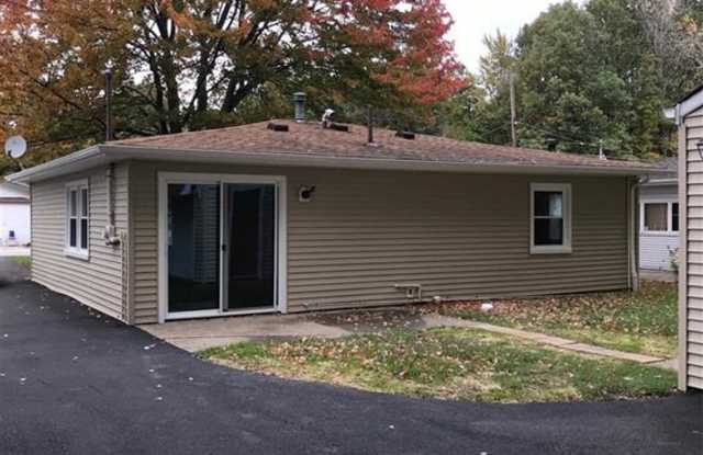 8238 Rushton Drive Gallery 4