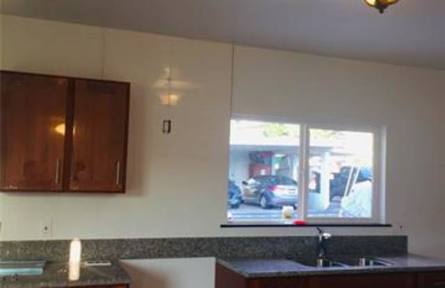 1623 Wailele Street Gallery 4