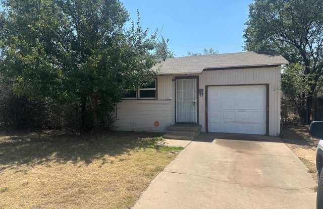302 Almond Avenue photos photos
