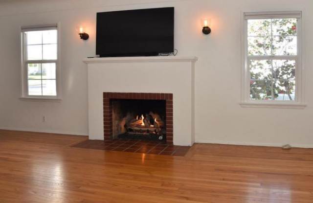 2120 Westminster Avenue Gallery 4