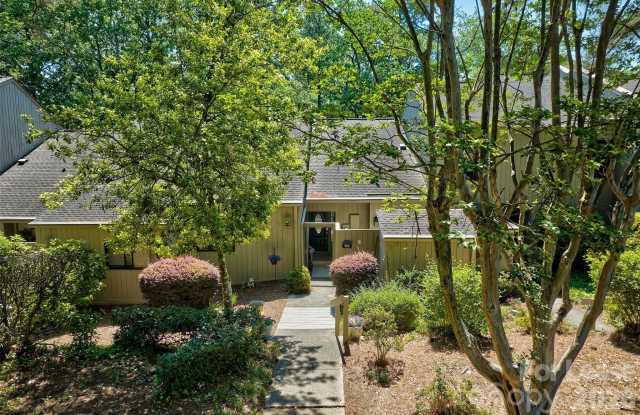 114 Pine Grove Circle Gallery 1