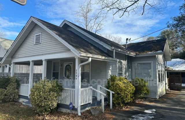 326 Spring St. - 326 Spring Street, Hendersonville, NC 28739