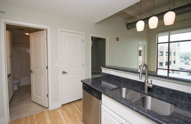 Studio One Apartments Gallery 3