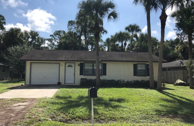 610 42nd court - 610 42nd Ct, Vero Beach South, FL 32968