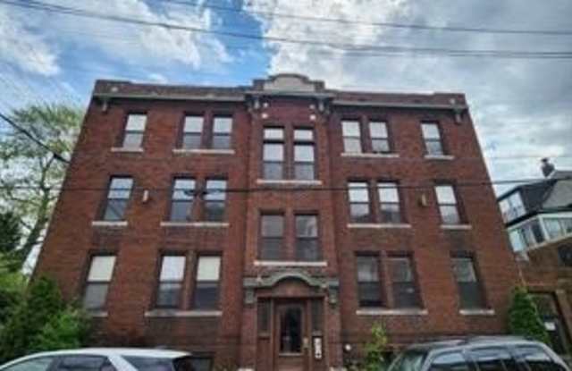 1535 W CANFIELD Street photos photos