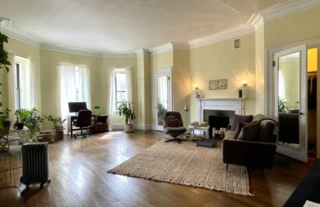 317 Commonwealth Ave photos photos