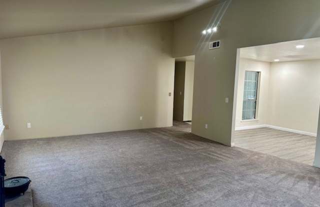 single story 3 bedroom 2 bathroom Gallery 3