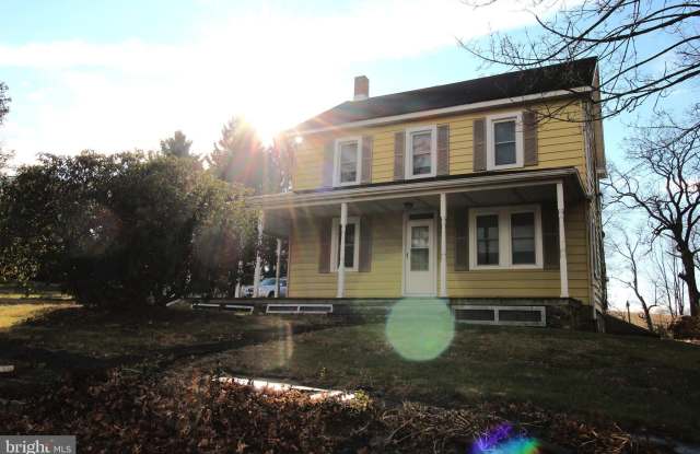 660 MARTIC HEIGHTS Drive photos photos