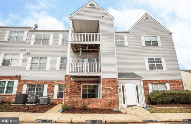 302 GROSVENOR Lane photos photos