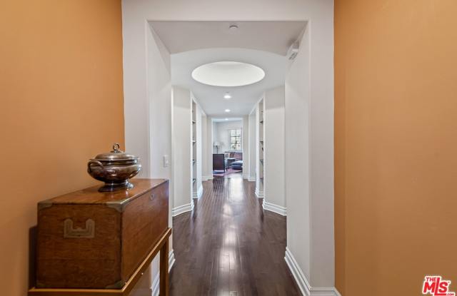 6241 Crescent Park Gallery 2