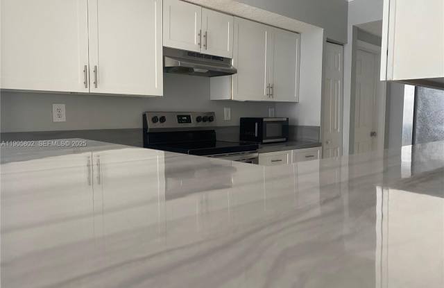 11601 SW 2nd St photos photos