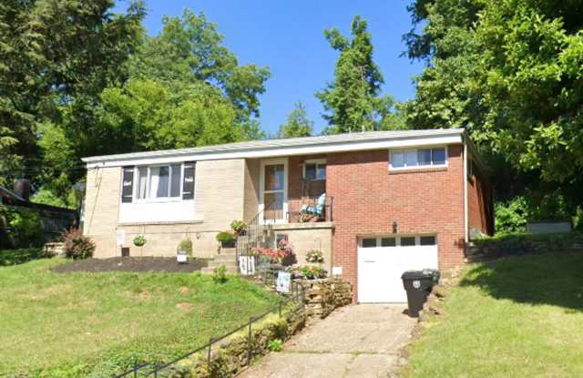 *Spacious & Updated 3BD/2BA Single-Family Home Available in Bethel Park* photos photos