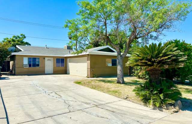 Porterville 4/2 with Pool photos photos