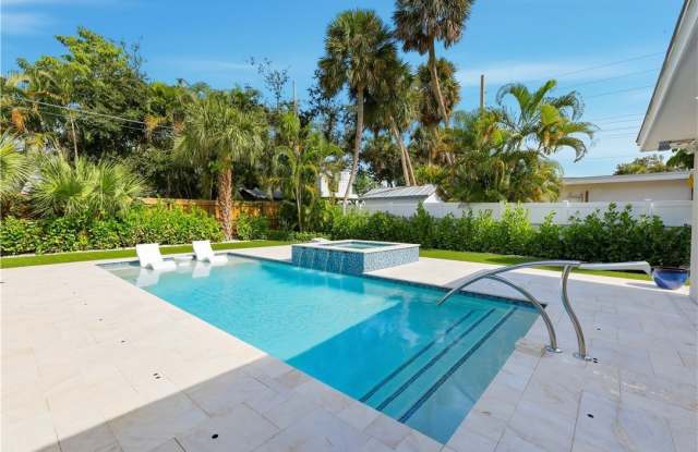 635 Gardenia Lane photos photos