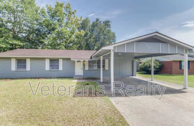 1311 Poplar Ave photos photos