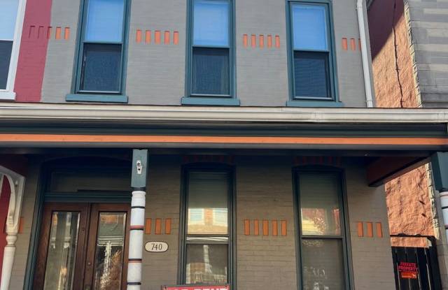 Spacious 4 bedroom House photos photos