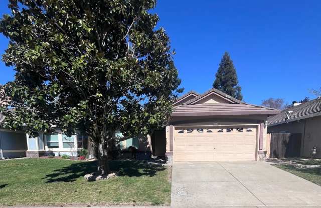 NICE 3-BEDROOM HOME IN ELK GROVE!! photos photos