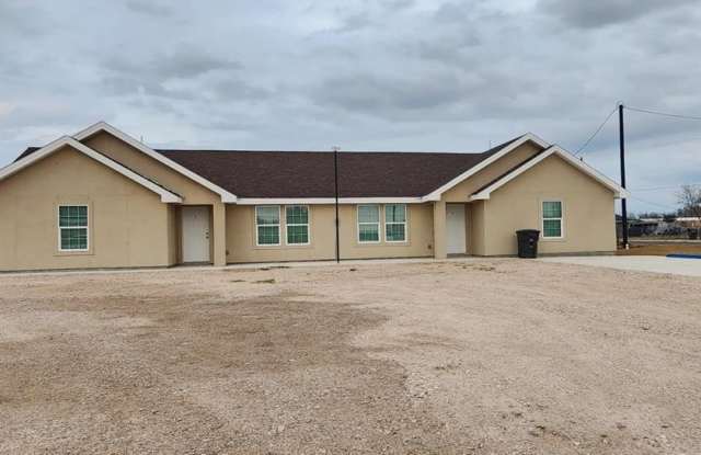 317 Wild Oak Dr. 3 photos photos